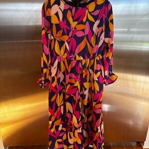 Vibrant Leaf Pattern Long Sleeve Dress